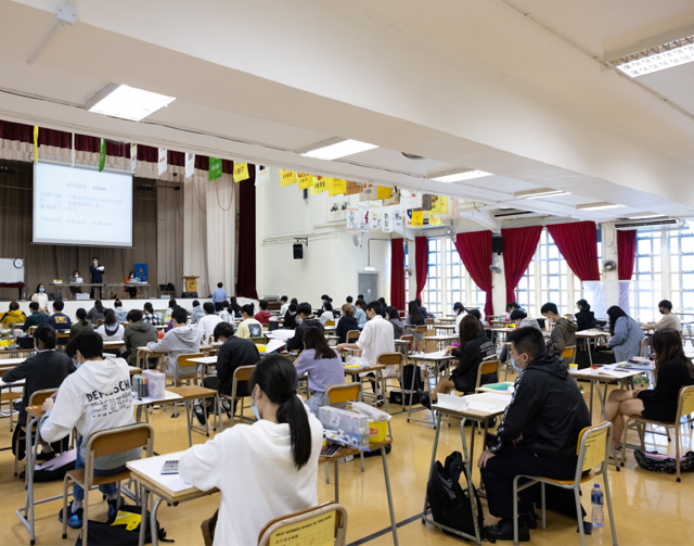 内地初高中生插班香港中学：家长担心的“问题”，竟然都是优势！